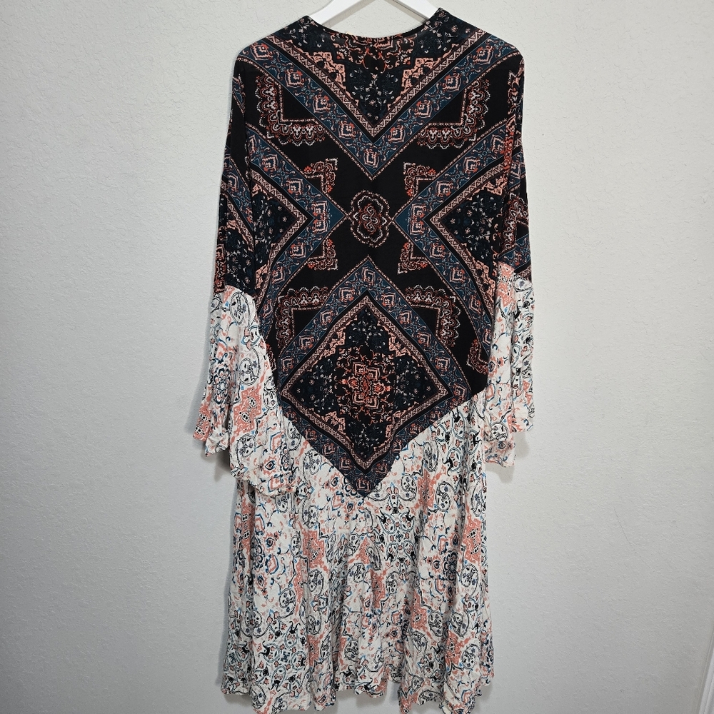 Torrid Chiffon High-Low Kimono - Picture 2 of 5